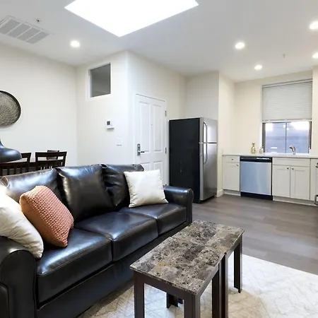 Two-bedroom On Arch Street Apt 5c