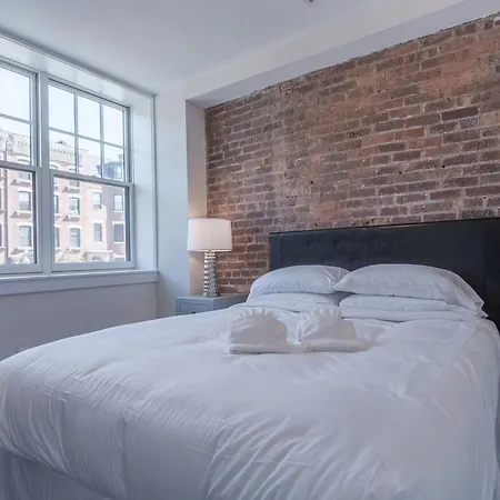 Three-bedroom On Massachusetts Avenue Apt 2 Apartment *