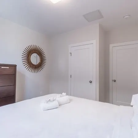 Three-bedroom On Massachusetts Avenue Apt 2 Apartment Boston