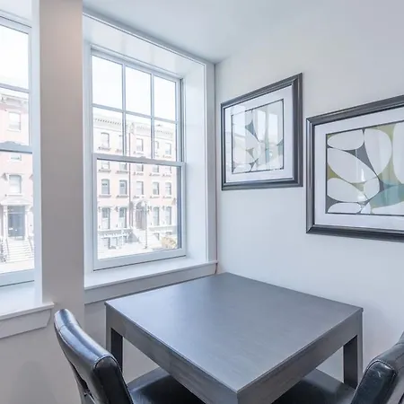 Three-bedroom On Massachusetts Avenue Apt 2