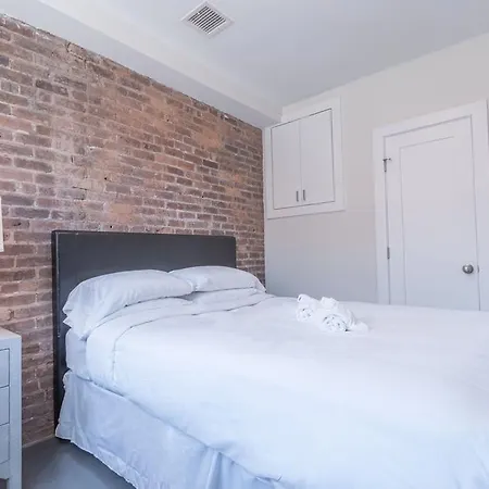 Three-bedroom On Massachusetts Avenue Apt 2 Apartment Boston