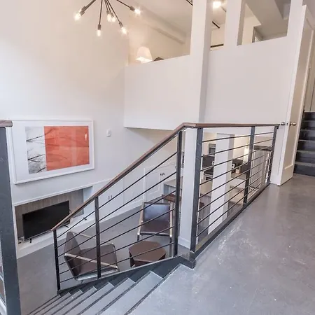 Three-bedroom On Massachusetts Avenue Apt 1 *