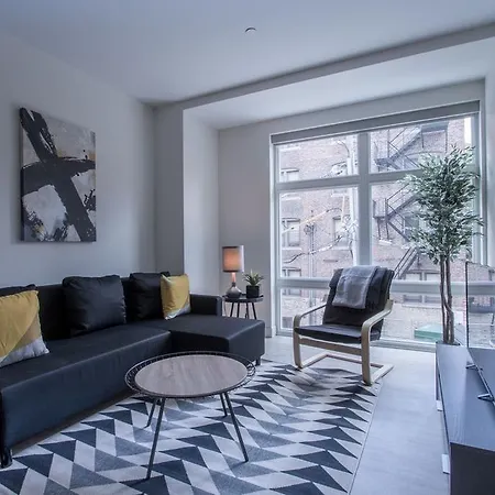 Apartment One-bedroom On Beacon Street Apt 205 *