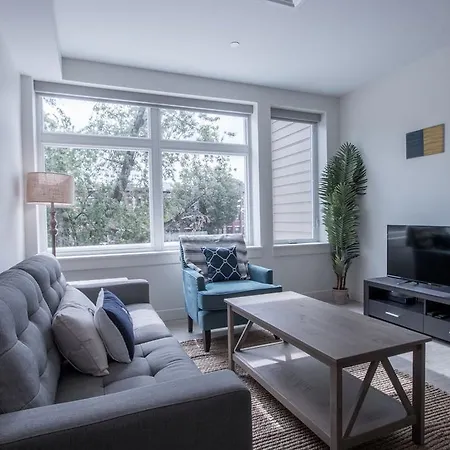 Apartment One-bedroom On Beacon Street Apt 208 Boston