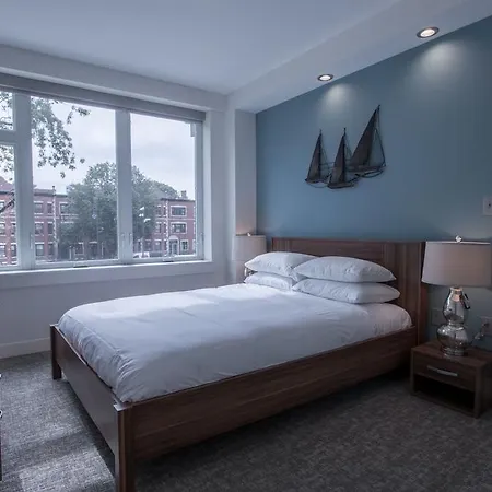 One-bedroom On Beacon Street Apt 208 * Boston