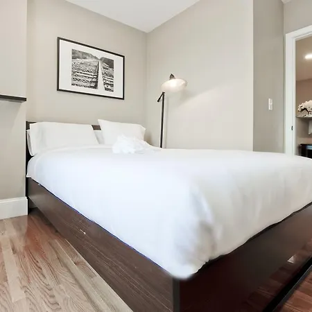Apartment Three-bedroom On Egmont Street Apt 6 *