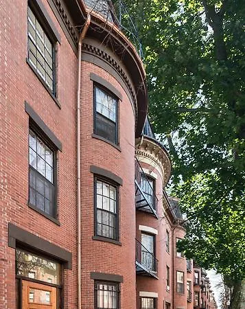 102 Chandler Street By Lyon Apartment *