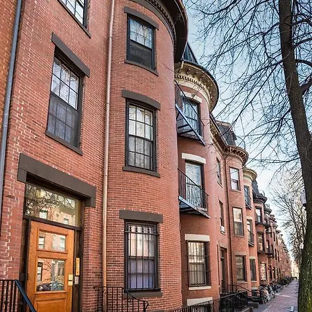 102 Chandler Street By Lyon Apartment *