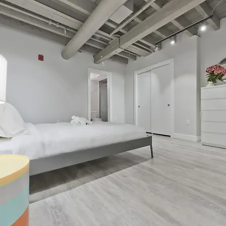 Apartment On Washington Street Boston