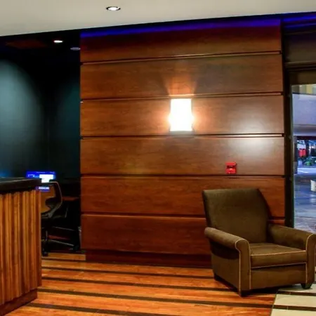 The Bostonian 4*