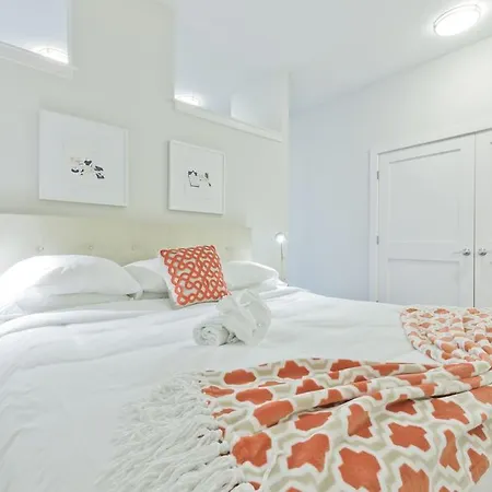 Apartment One-bedroom On Brainerd Road Apt 201 *