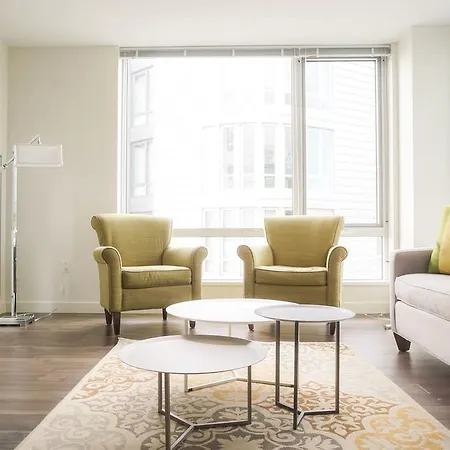 Two-bedroom On Western Avenue Apt N306 Apartment *