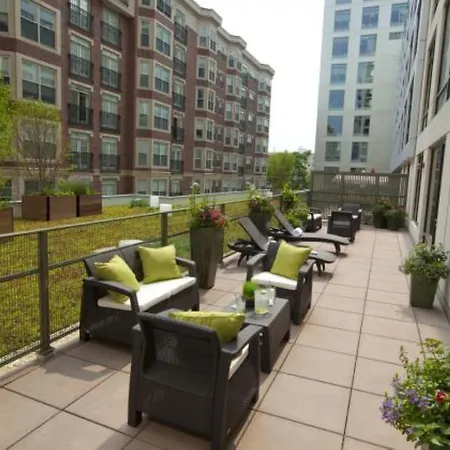 Bluebird Suites At Boylston *
