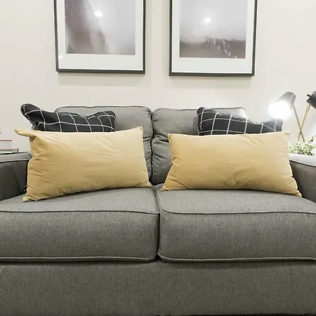 Studio On Arch Street Apt 4b Boston