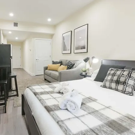 Studio On Arch Street Apt 4b Apartment *