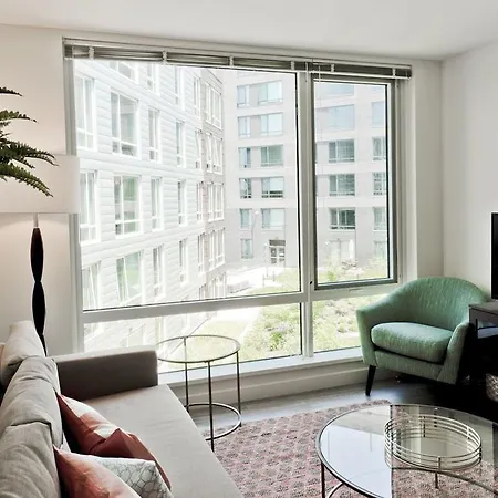 One-bedroom On Western Avenue Apt S - 418 *