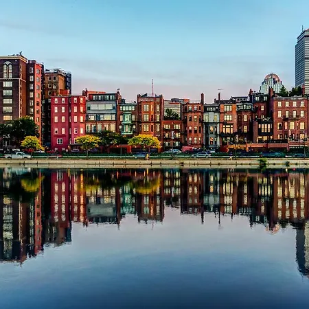 Back Bay Studio By Stars Of Boston