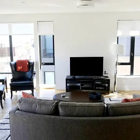 Fully Furnished 2 Bedroom In Longwood Medical Area By Seamlesstransition Apartment *