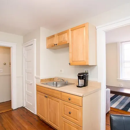 112 Myrtle St #5 By Live Apartment Boston