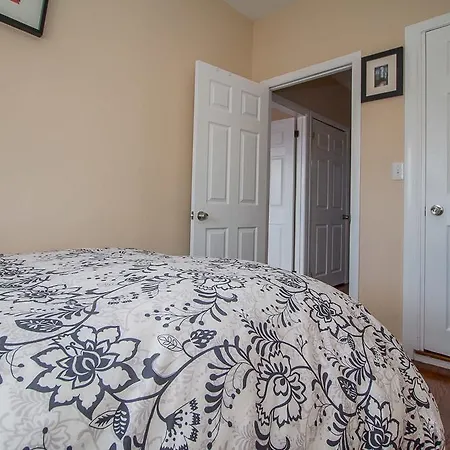 Apartment 2 Bedroom In Downtown Close To South Station And Chinatown