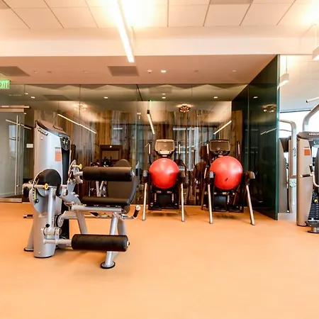 Apartment Bluebird Suites At Van Ness