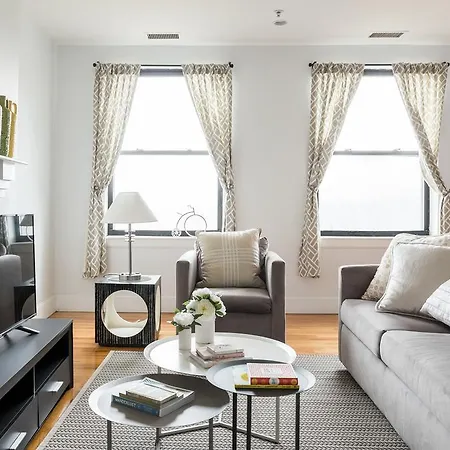 Apartment One-bedroom On Boylston Street Apt 11