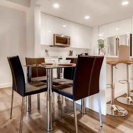 Bluebird Suites At Van Ness *