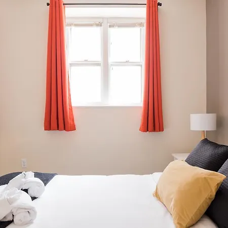 One-bedroom On Arch Street Apt 1b Boston