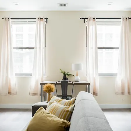 One-bedroom On Arch Street Apt 1b Apartment