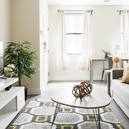 One-bedroom On Arch Street Apt 1b *