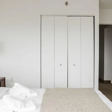 Apartment Two-bedroom On Commonwealth Avenue Apt 1214 Boston