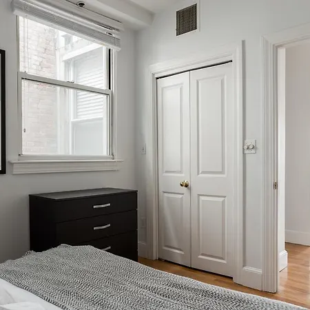 One-bedroom On Boylston Street Apt 11 Apartment Boston