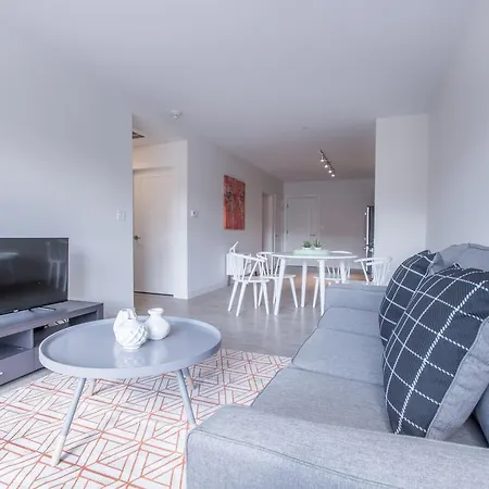 Apartment One-bedroom On Beacon Street Apt 204 *