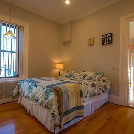 Goodwin Beacon Hill House Apartment *