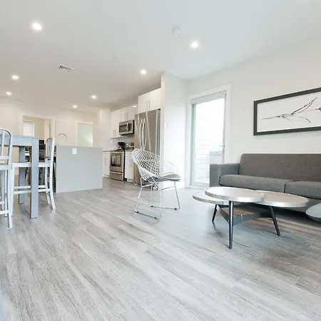 Two-bedroom On Tremont Street Apt 603