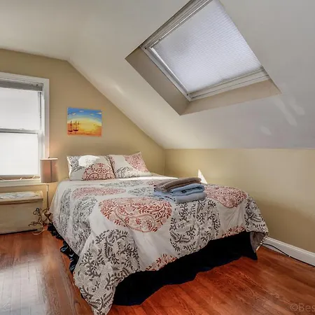 Colbyco D Street Holiday home *