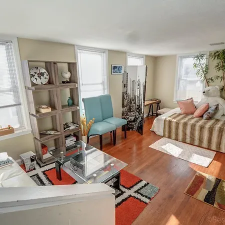 Colbyco D Street Holiday home