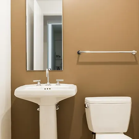 Apartment One-bedroom On Boylston Street Apt 914