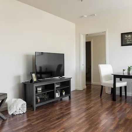 One-bedroom On Brookline Avenue Apt 1508 *
