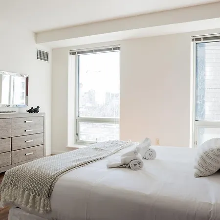 One-bedroom On Brookline Avenue Apt 634 Apartment *