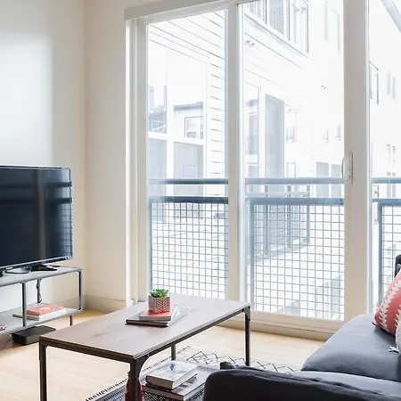 One-bedroom On D Street Apt 353 Boston