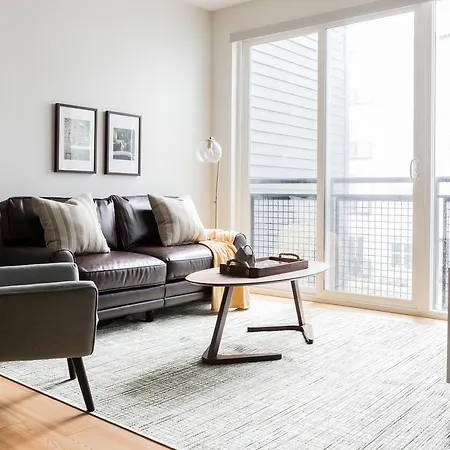 One-bedroom On D Street Apt 246 * Boston