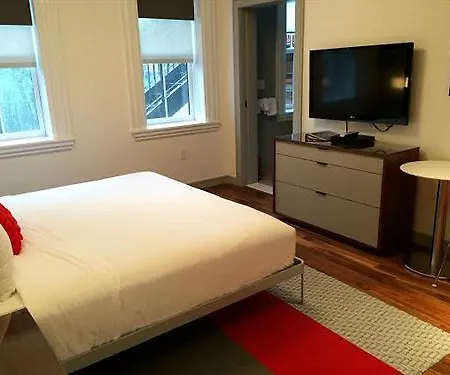 Aparthotel Chandler 3*