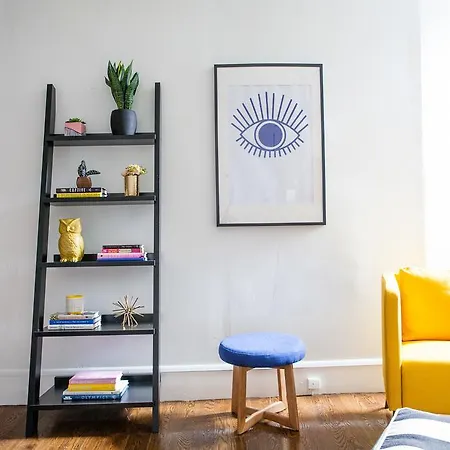 Aparthotel One-bedroom On N Margin Street Apt 1