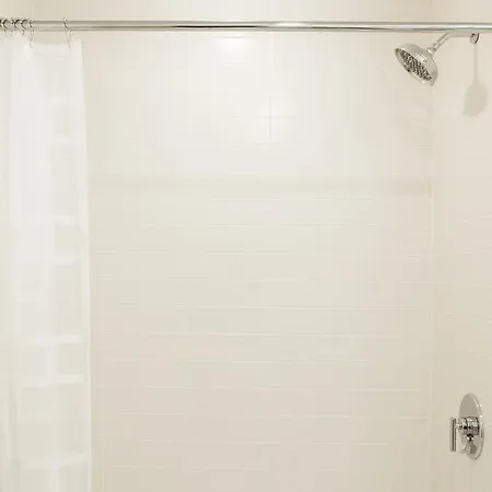 Apartment One-bedroom On Boylston Street Apt 603 *