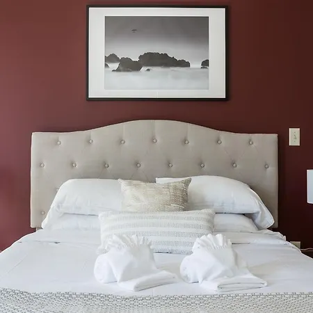 Apartment One-bedroom On Brookline Avenue Apt 634 Boston