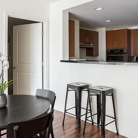 One-bedroom On Brookline Avenue Apt 634 *