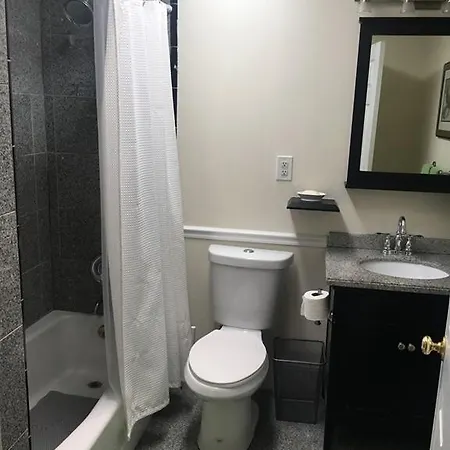 Apartment 2br With Views Of Charles River By Stars Of