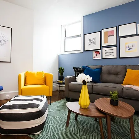 Aparthotel One-bedroom On N Margin Street Apt 1