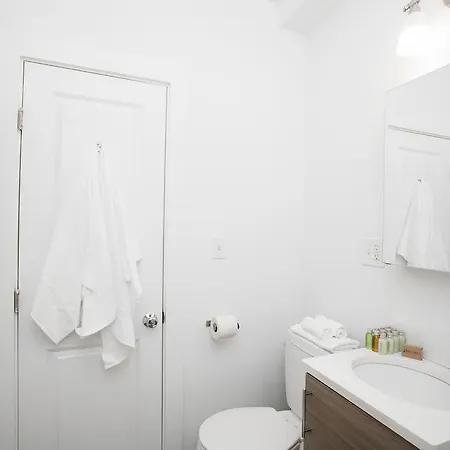 One-bedroom On N Margin Street Apt 1 Aparthotel